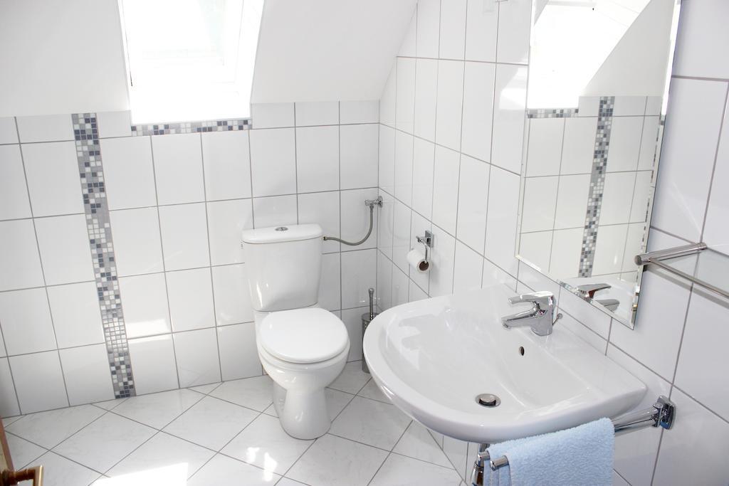 Ferienwohnung Und Gaestezimmer Korb Krumpendorf Cameră foto